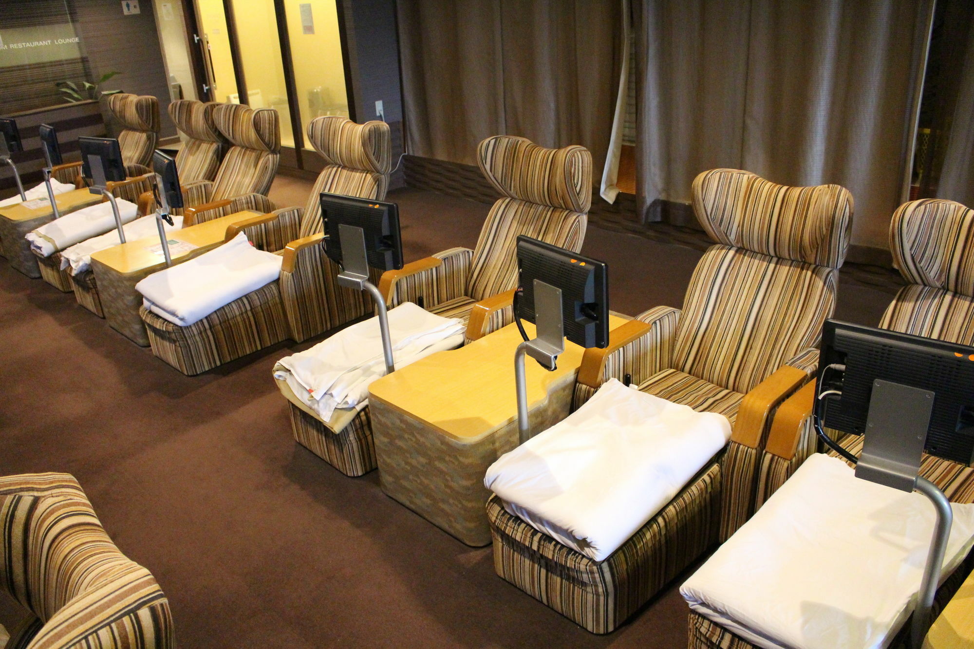 Sauna & Capsule Hotel Hokuo Tokio Zewnętrze zdjęcie